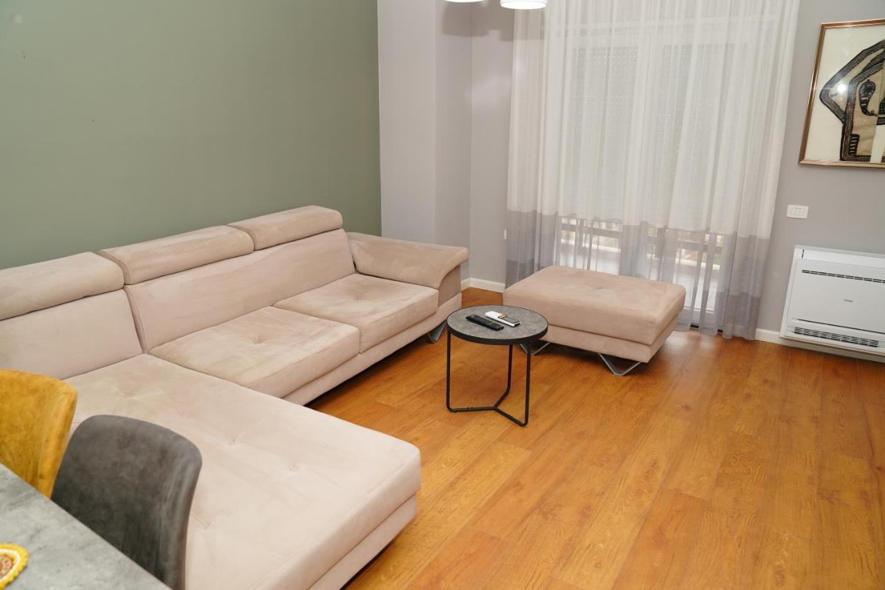 Kler Apartments City Center Тирана Экстерьер фото